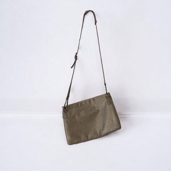 Matt & Nat taupe fabric envelope shoulder bag with zipper detail - Picture 9 of 12
